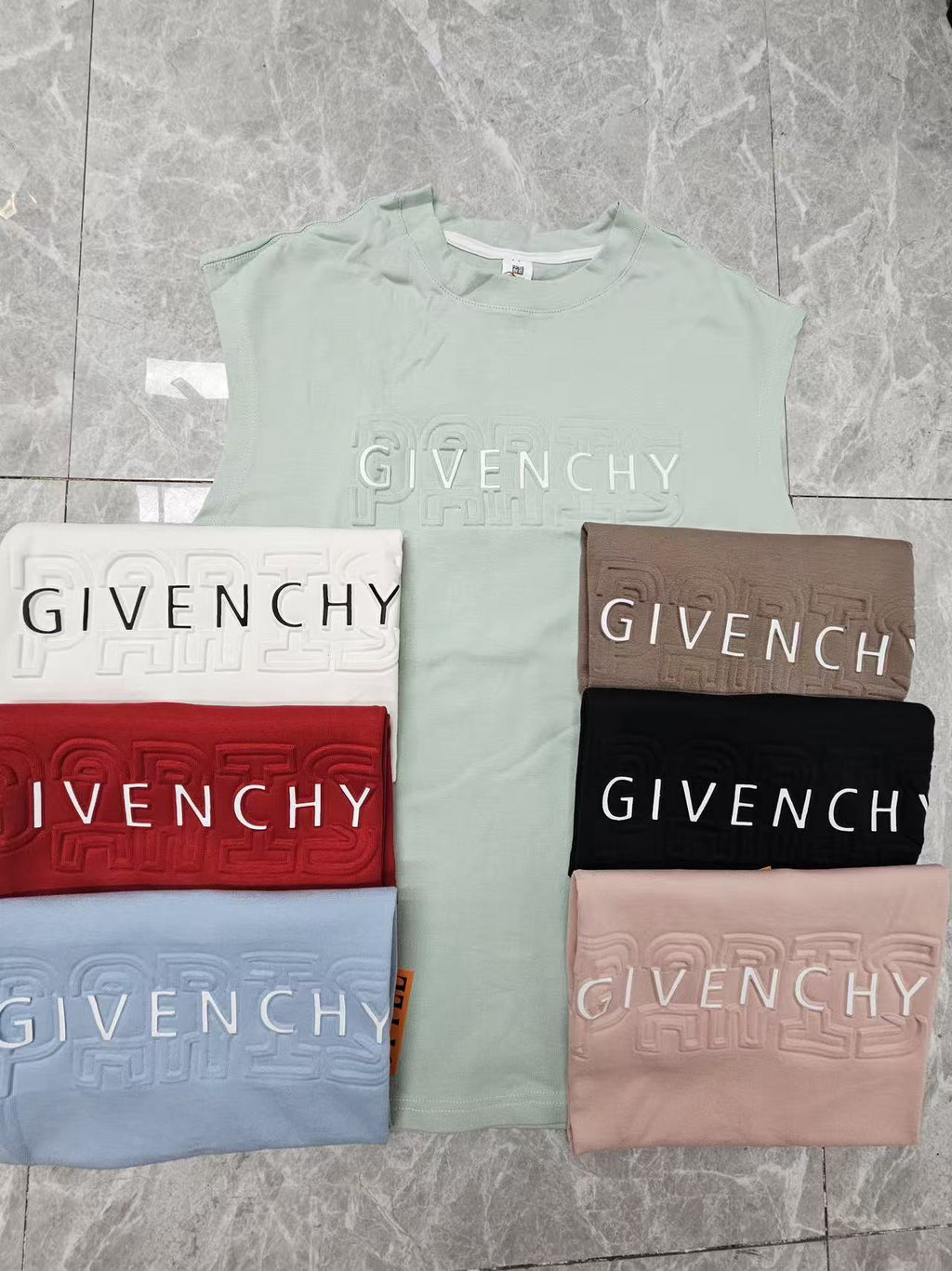 Lot de 100 teeshirt mix modèle t’aime
